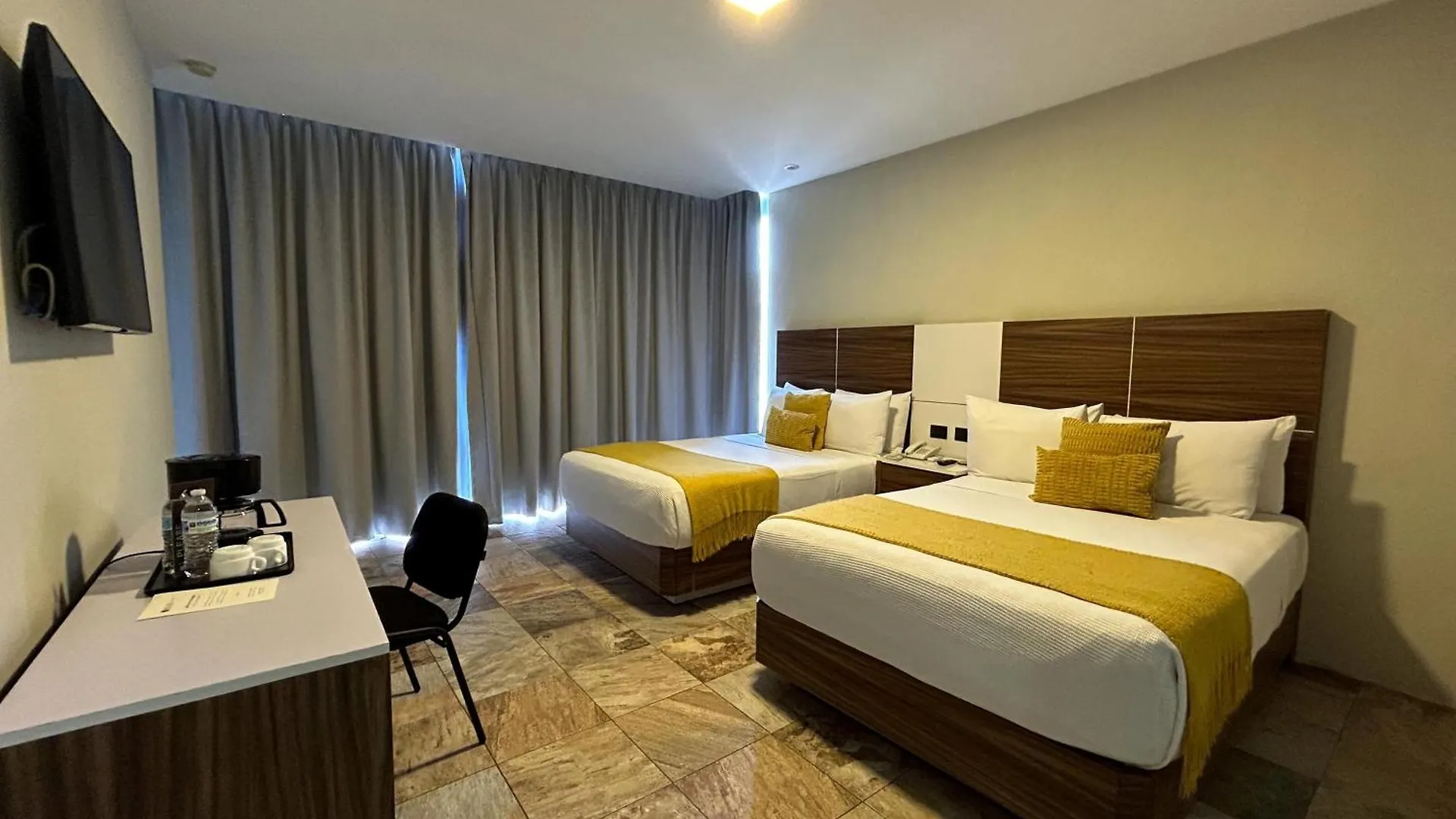 Hotel Hvh By Yaxche Guadalajara