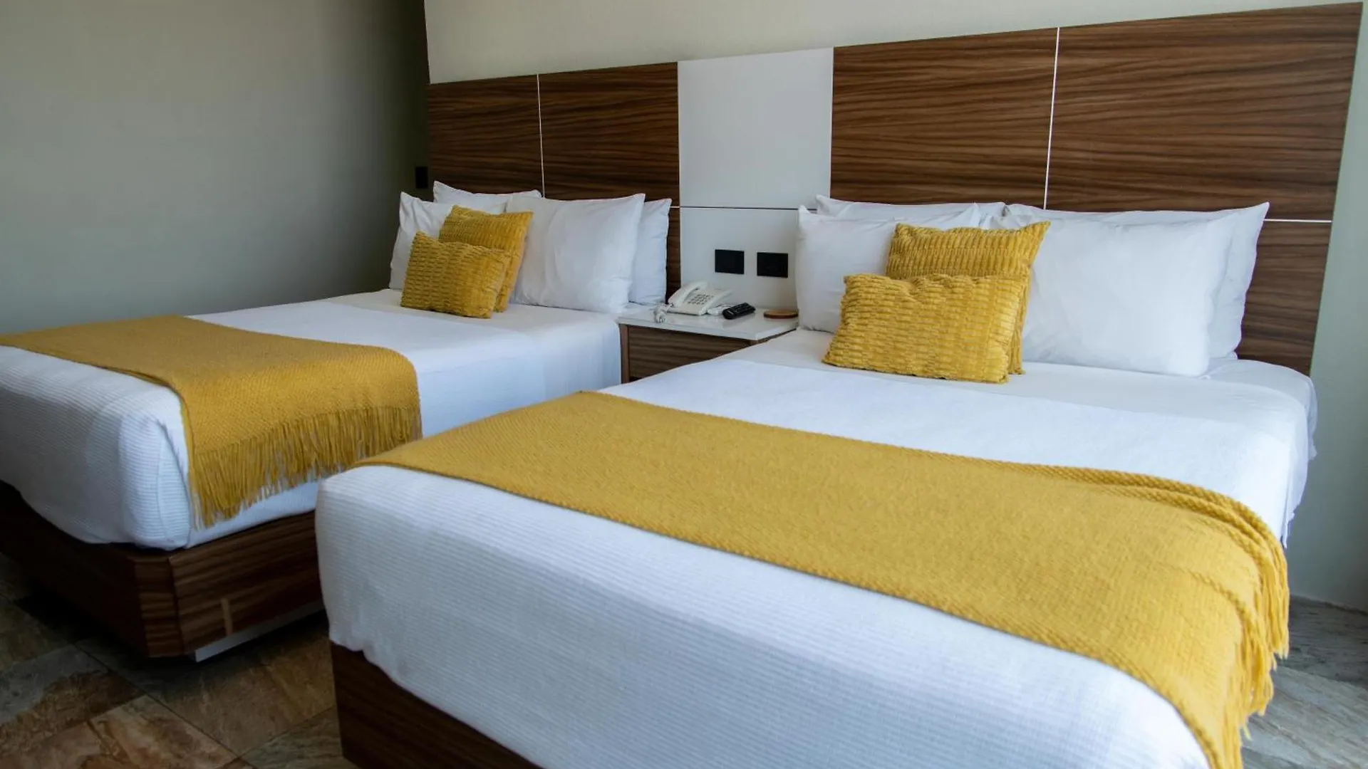 Hvh By Yaxche Hotel Guadalajara