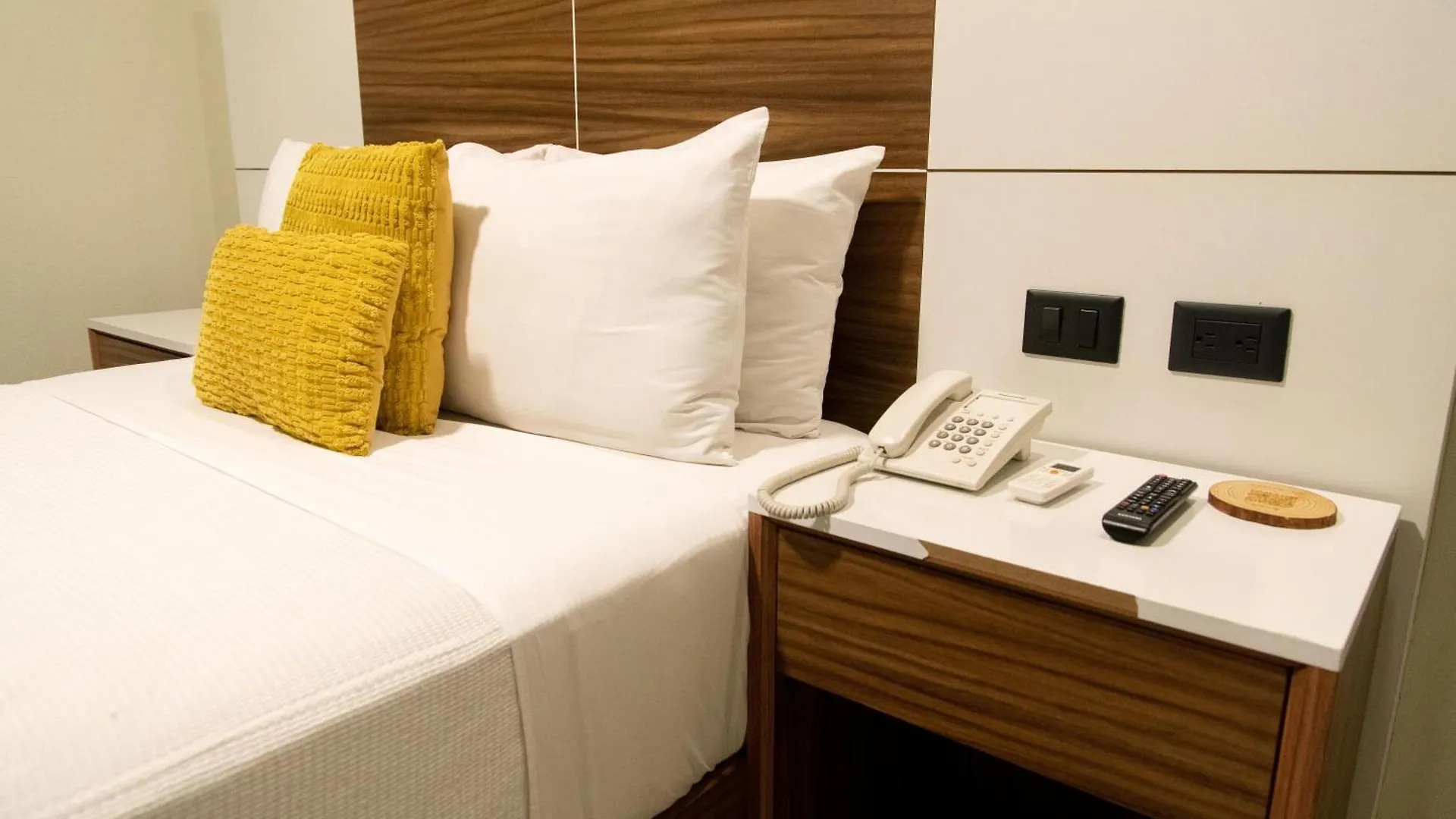 Hvh By Yaxche Hotel Guadalajara